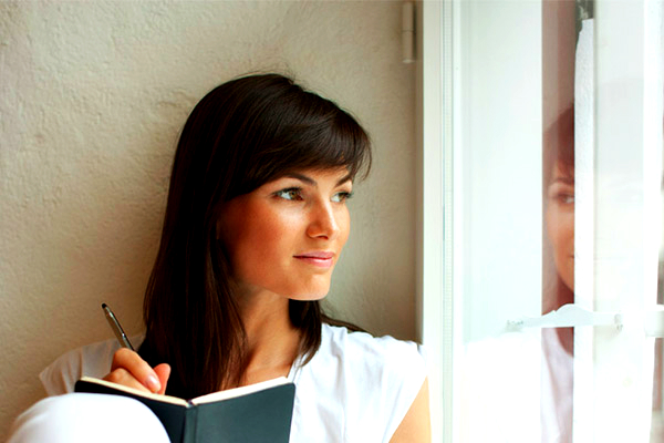 woman_writting (1) new